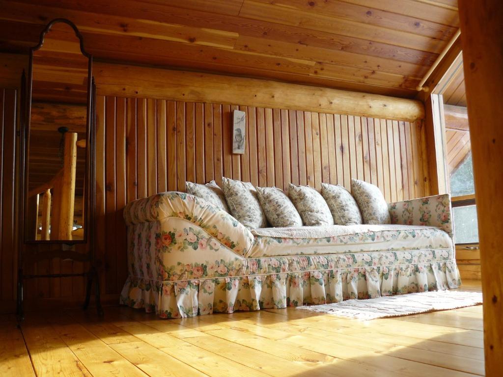 Hitching Post Resort Kelowna Ruang foto